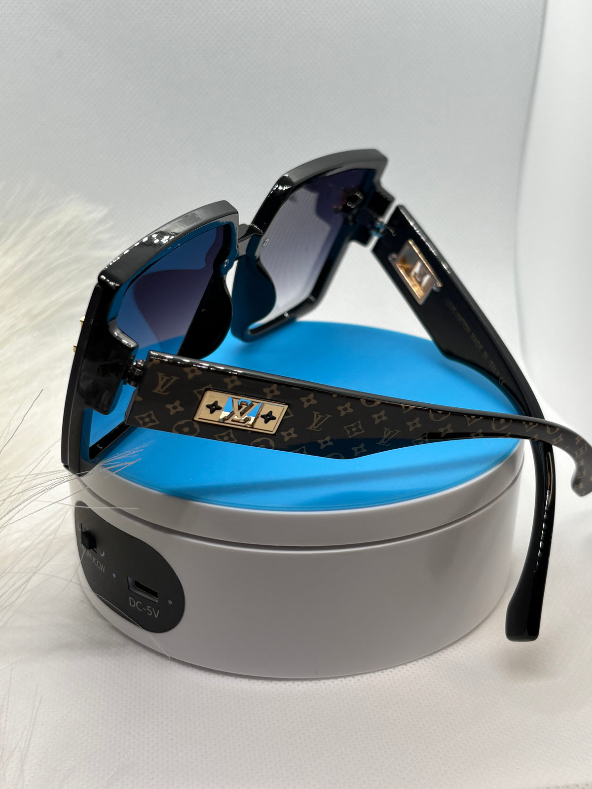 Lux Fashion Sunglasses 2 Colors