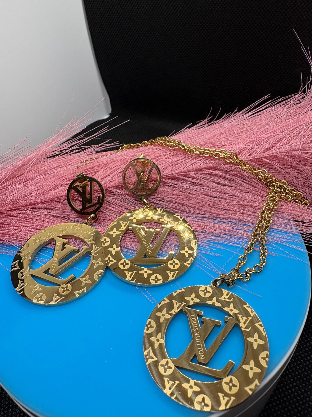 2Pcs Lux jewelry Earrings and Necklace Hiphop style