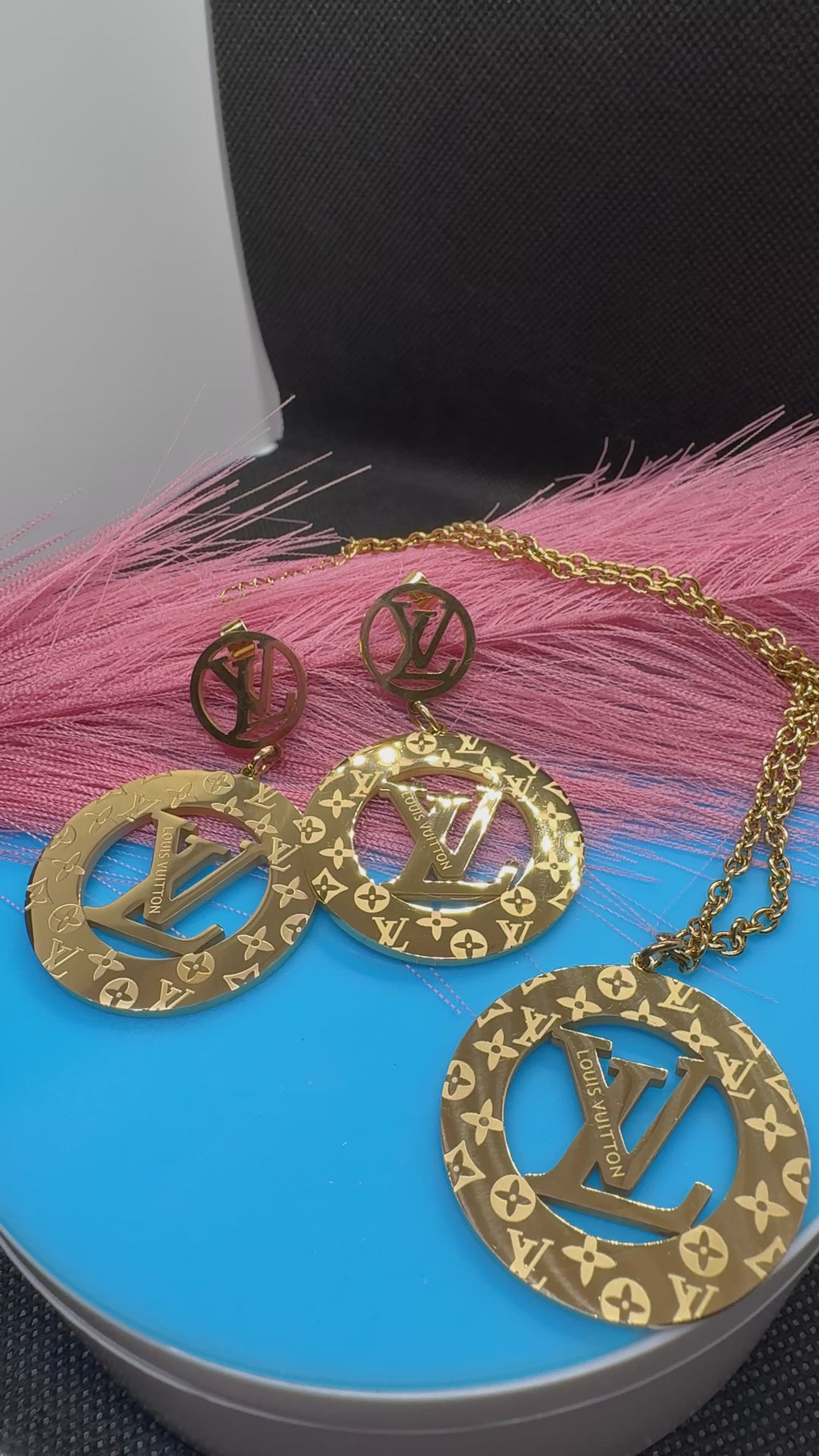 2Pcs Lux jewelry Earrings and Necklace Hiphop style