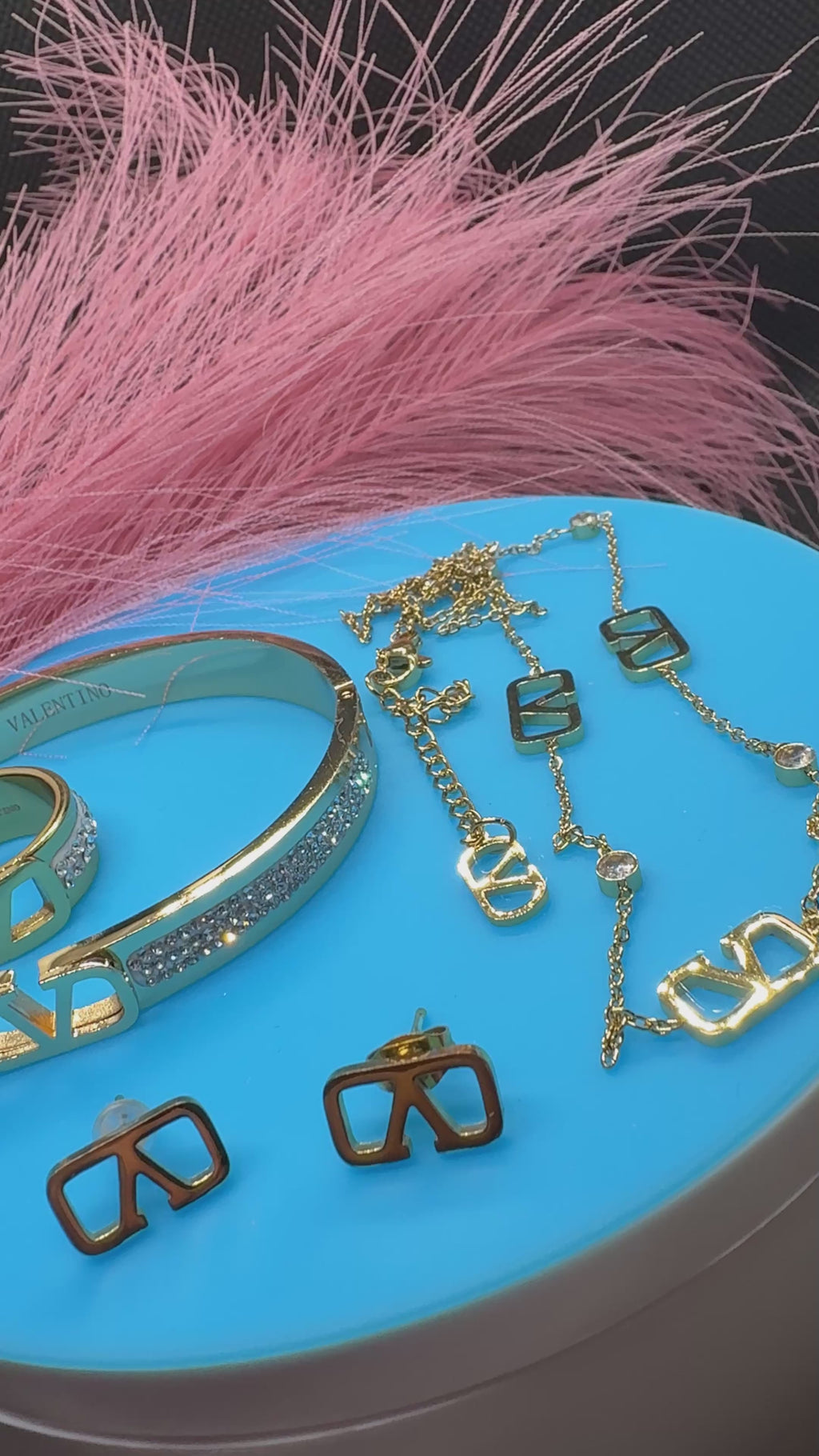 4pcs Lux jewelry
